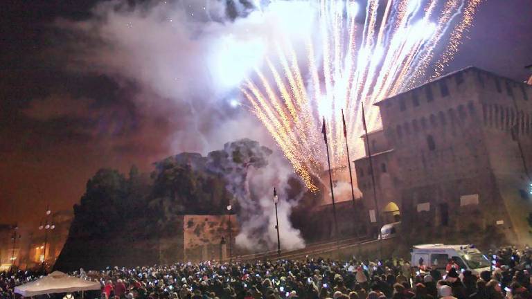 Covid, niente Capodanno a Lugo. Il sindaco: Scelta di prudenza Covid, niente Capodanno a Lugo. Il sindaco: Scelta di prudenza
