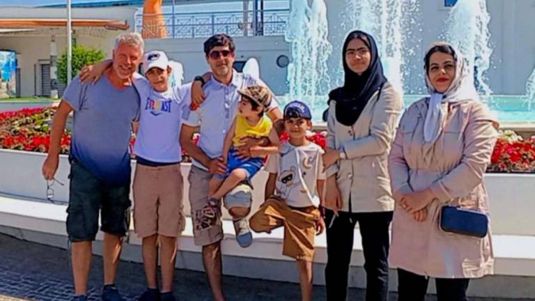 In fuga dai talebani, trovano ospitalità a Rimini: Grazie, non avevamo mai visto il mare In fuga dai talebani, trovano ospitalità a Rimini: Grazie, non avevamo mai visto il mare