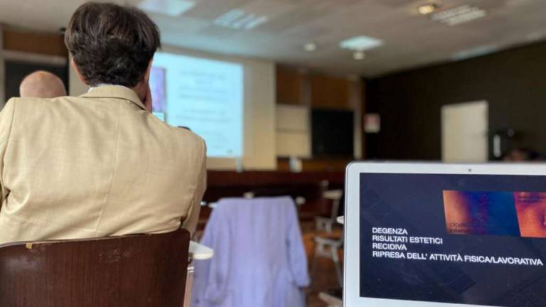 Cesena: presentata la soluzione chirurgia alla diastasi dei retti Cesena: presentata la soluzione chirurgia alla diastasi dei retti