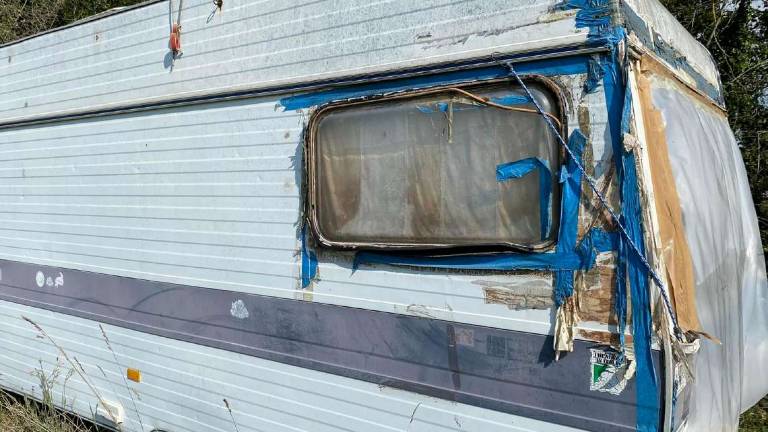 Muore nella roulotte senzatetto di Cesenatico Muore nella roulotte senzatetto di Cesenatico
