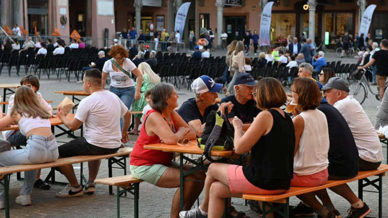 Imola, boom di turisti nel lungo ponte di Ognissanti Imola, boom di turisti nel lungo ponte di Ognissanti