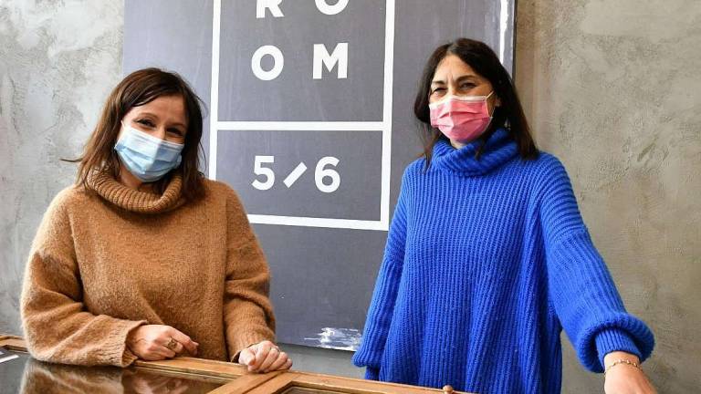 Forlì, negozi e bancarelle tra pioggia e speranza Forlì, negozi e bancarelle tra pioggia e speranza