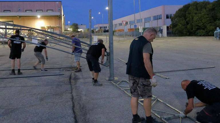 Cesenatico: ladro ruba dopo l'evento benefico Cesenatico: ladro ruba dopo l'evento benefico