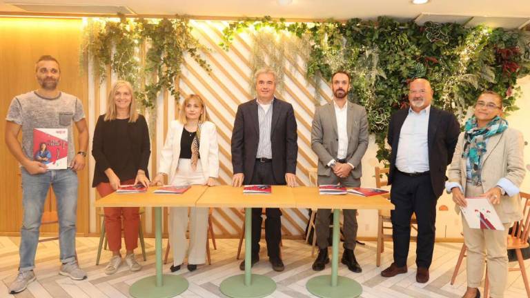 Cesena, Mondardini presenta la squadra con cui guiderà la Cils Cesena, Mondardini presenta la squadra con cui guiderà la Cils