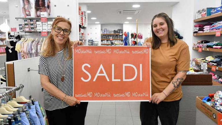 Forlì, partiti i saldi tra dubbi e speranze Forlì, partiti i saldi tra dubbi e speranze