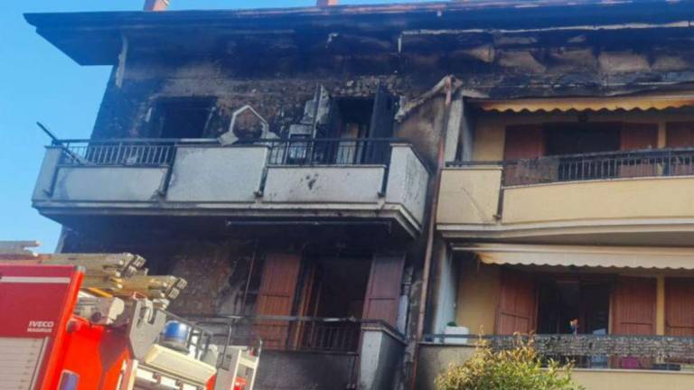 Dopo l'incendio di Savignano, le 3 famiglie spostate in Riviera Dopo l'incendio di Savignano, le 3 famiglie spostate in Riviera