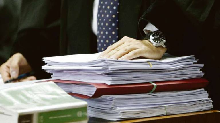Forlì, processo per caporalato, il teste: Tute sporche e no formazione Forlì, processo per caporalato, il teste: Tute sporche e no formazione