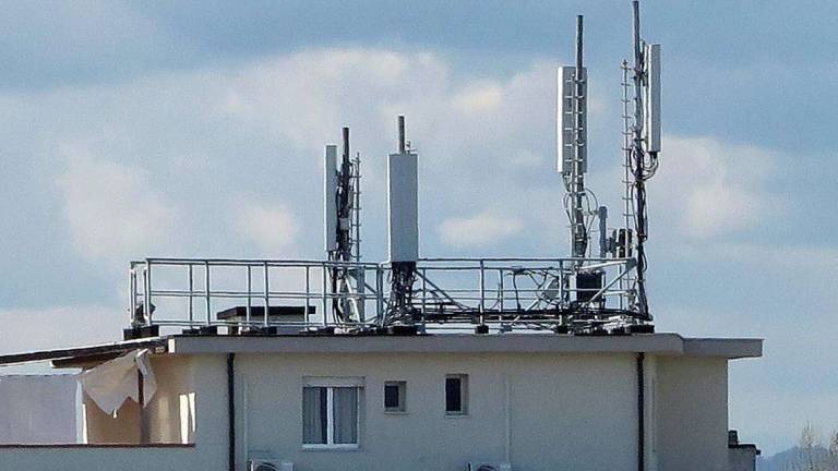 Antenne, la commissione vara la nuova mappatura Antenne, la commissione vara la nuova mappatura