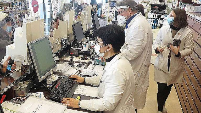 Green pass, assalto alle farmacie Green pass, assalto alle farmacie