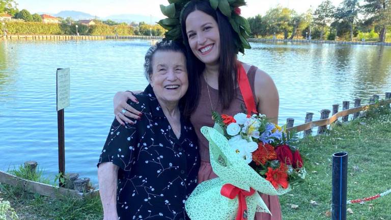 Rimini, nel nome di mia nonna. Riapre la storica Merceria Rosina: al timone la nipote Rimini, nel nome di mia nonna. Riapre la storica Merceria Rosina: al timone la nipote