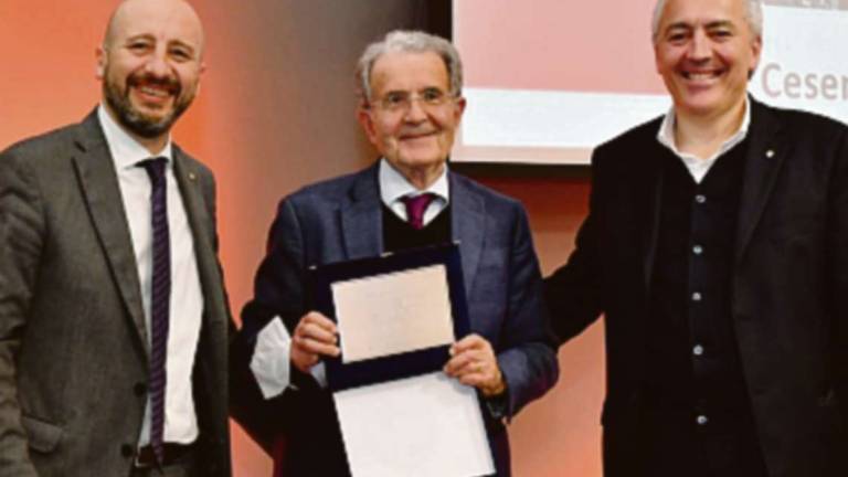 Cesena, un premio di pace a Romano Prodi Cesena, un premio di pace a Romano Prodi