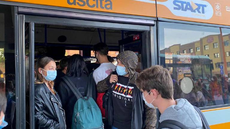 Bus Cesena - Cervia troppo pieni: genitori sul piede di guerra Bus Cesena - Cervia troppo pieni: genitori sul piede di guerra
