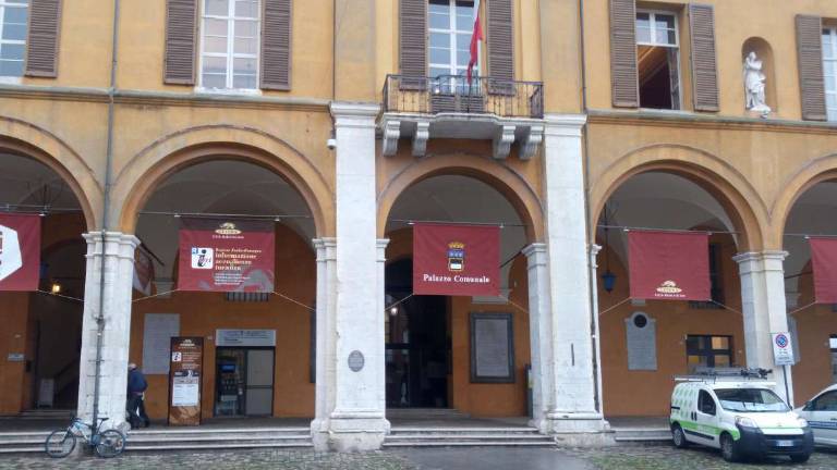 Coronavirus: altri 800 mila euro a sostegno delle imprese di Cesena Coronavirus: altri 800 mila euro a sostegno delle imprese di Cesena