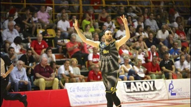 Basket B, bel colpo dei Tigers: ecco Planezio Basket B, bel colpo dei Tigers: ecco Planezio