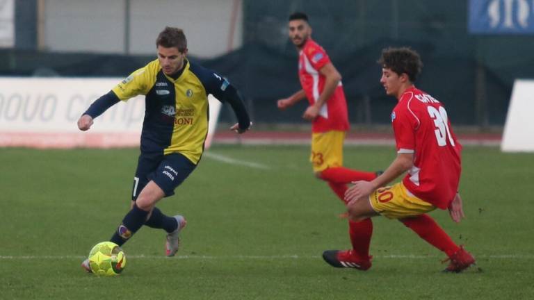 Calcio C, ecco Cesaretti per l'attacco del Ravenna Calcio C, ecco Cesaretti per l'attacco del Ravenna