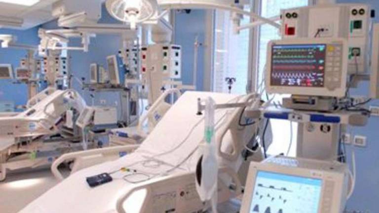 Cesena: calano i pazienti in Rianimazione, un focolaio a scuola Cesena: calano i pazienti in Rianimazione, un focolaio a scuola