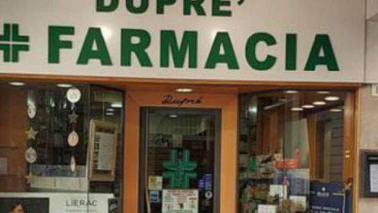 Rimini, farmacista mette in fuga il rapinatore a insulti Rimini, farmacista mette in fuga il rapinatore a insulti