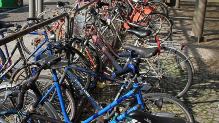Forlì, nasce la ciclostazione: ricovero per biciclette e infopoint Forlì, nasce la ciclostazione: ricovero per biciclette e infopoint