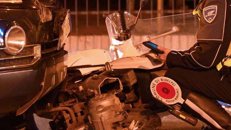 Rimini, travolta 26enne è gravissima. Il fratello: devi lottare Rimini, travolta 26enne è gravissima. Il fratello: devi lottare