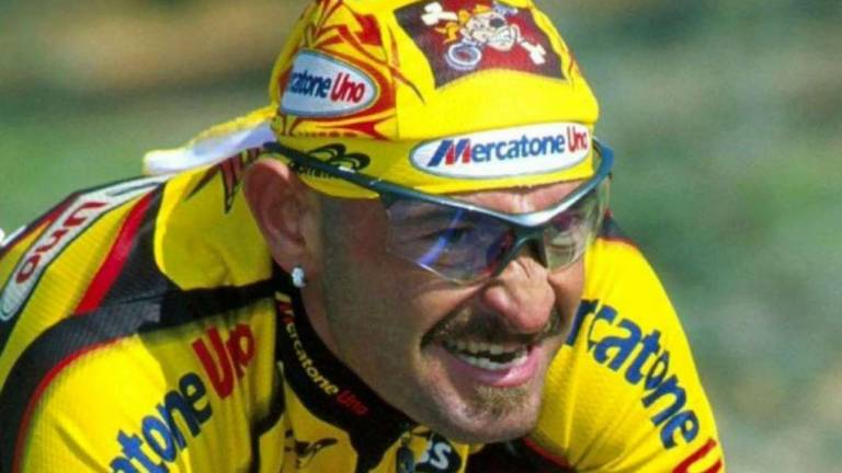 Recital su Marco Pantani fa scattare l'ira dei suoi genitori Recital su Marco Pantani fa scattare l'ira dei suoi genitori