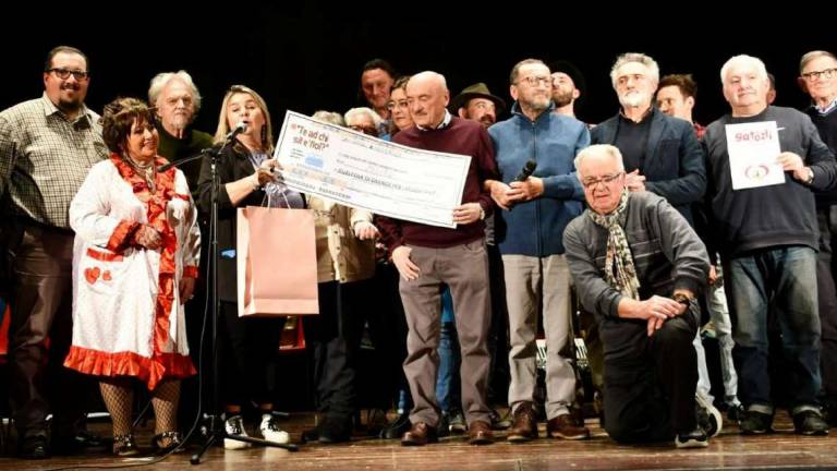 Cesenatico, serata in piazza per far sorridere con il dialetto Cesenatico, serata in piazza per far sorridere con il dialetto