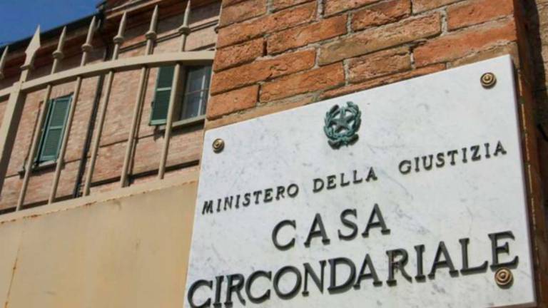 Ravenna, violentata a 8 anni: arrestato 34enne Ravenna, violentata a 8 anni: arrestato 34enne