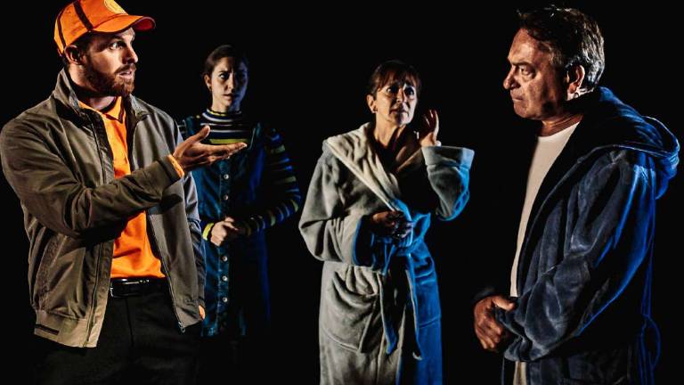 La metamorfosi di Lenton al teatro Bonci La metamorfosi di Lenton al teatro Bonci