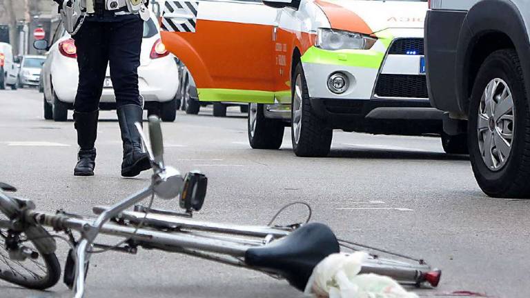 Travolto in bici, muore 5 giorni dopo l'incidente nel Cervese Travolto in bici, muore 5 giorni dopo l'incidente nel Cervese