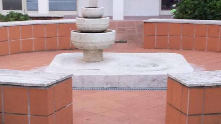 A Savignano trovata fontana di Tonino Guerra dedicata a pilota A Savignano trovata fontana di Tonino Guerra dedicata a pilota