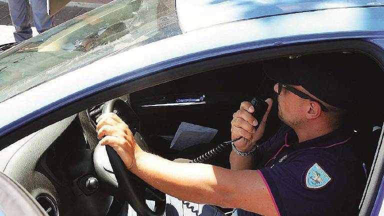 Rimini, latitante sorpreso a rubare al supermercato Rimini, latitante sorpreso a rubare al supermercato