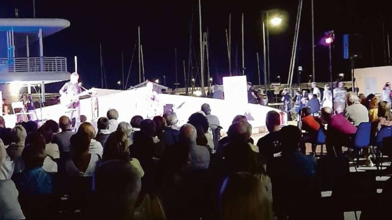 Cattolica. Lamparino e Comune alla guerra dei decibel Cattolica. Lamparino e Comune alla guerra dei decibel