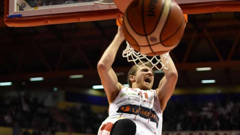 Basket A2: Unieuro, attenzione all'ex De Laurentiis Basket A2: Unieuro, attenzione all'ex De Laurentiis