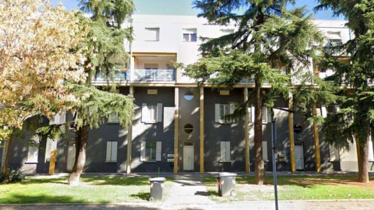 Cesena, ladro sorpreso in casa di pomeriggio le causa due fratture Cesena, ladro sorpreso in casa di pomeriggio le causa due fratture