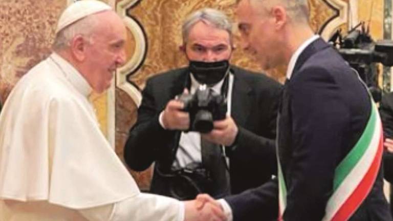 Rimini: Il sindaco invita il Papa? Che figura: dieci giorni fa il Consiglio ha bocciato la proposta Rimini: Il sindaco invita il Papa? Che figura: dieci giorni fa il Consiglio ha bocciato la proposta