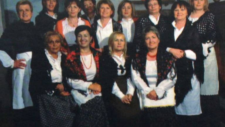 La Verbena continua a cercar erbe a Savignano e Gambettola: La nostra avventura da 25 anni La Verbena continua a cercar erbe a Savignano e Gambettola: La nostra avventura da 25 anni