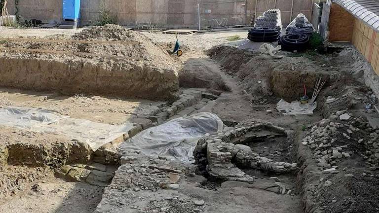 Sarsina, si allargano gli scavi: tempi più lunghi per il palasport Sarsina, si allargano gli scavi: tempi più lunghi per il palasport