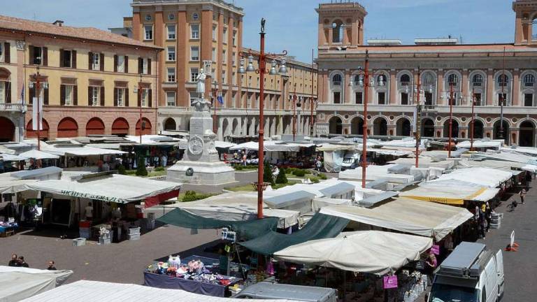 Forlì, ipotesi trasloco per il mercato ambulante Forlì, ipotesi trasloco per il mercato ambulante
