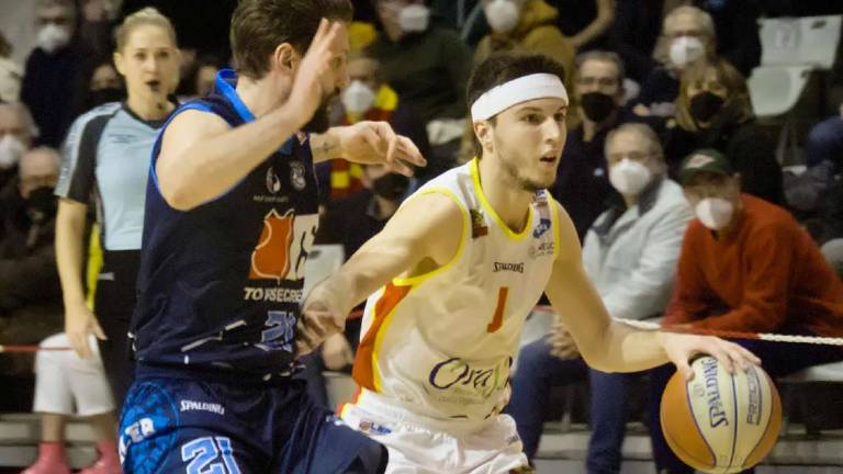 Basket A2, l'OraSì e un Berdini che cresce bene Basket A2, l'OraSì e un Berdini che cresce bene