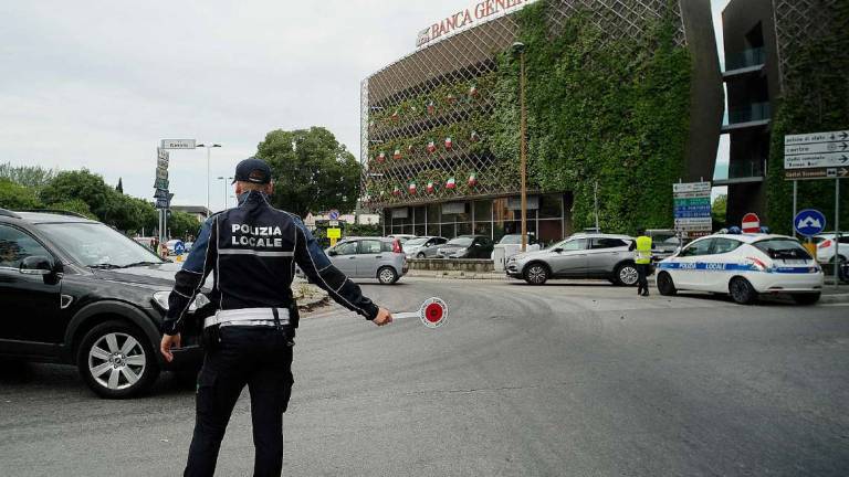 Rimini, Flaminia Conca chiusa ma il traffico regge Rimini, Flaminia Conca chiusa ma il traffico regge