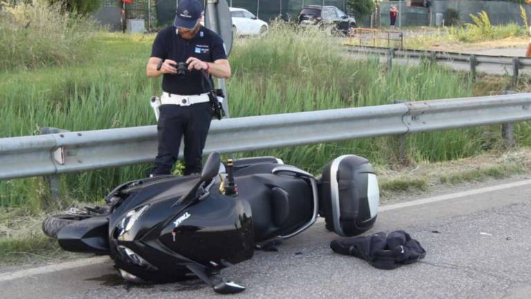 Pirata della strada a S.Patrizio: auto individuata, guidatore quasi Pirata della strada a S.Patrizio: auto individuata, guidatore quasi