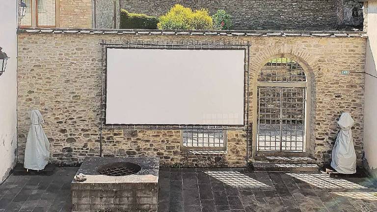 A Bagno di Romagna arriva per la prima volta il cinema all'aperto A Bagno di Romagna arriva per la prima volta il cinema all'aperto