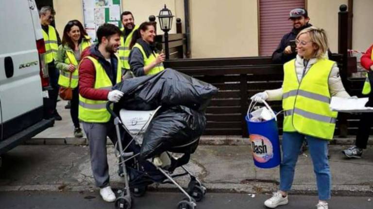 Forlì. Bussecchio, i volontari si prendono cura del quartiere Forlì. Bussecchio, i volontari si prendono cura del quartiere