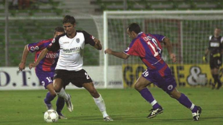 Calcio C, Cesena-Bologna. l'eterno fascino della sfida più sentita Calcio C, Cesena-Bologna. l'eterno fascino della sfida più sentita