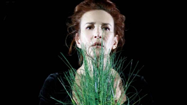 Lucrezia Lante Della Rover al teatro Pazzini di Verucchio Lucrezia Lante Della Rover al teatro Pazzini di Verucchio