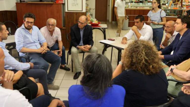 Crisi Cmc, appello ai leader politici. Ieri incontro con Letta Crisi Cmc, appello ai leader politici. Ieri incontro con Letta