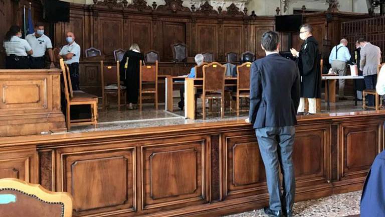 Caso Poggiali, nuovi accertamenti sulle flebo al potassio Caso Poggiali, nuovi accertamenti sulle flebo al potassio
