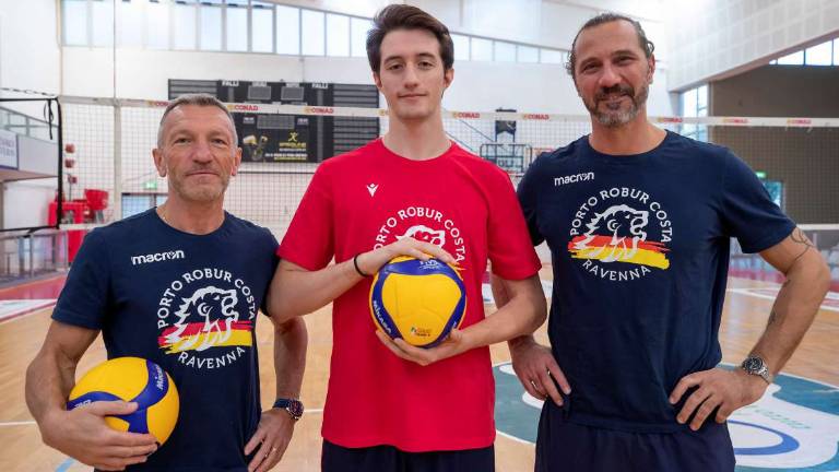 Volley Superlega, la Consar Rcm ufficializza Francesco Comparoni Volley Superlega, la Consar Rcm ufficializza Francesco Comparoni