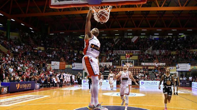 Basket A2 play-off, stasera l'Unieuro cerca il 2-0 su Udine Basket A2 play-off, stasera l'Unieuro cerca il 2-0 su Udine