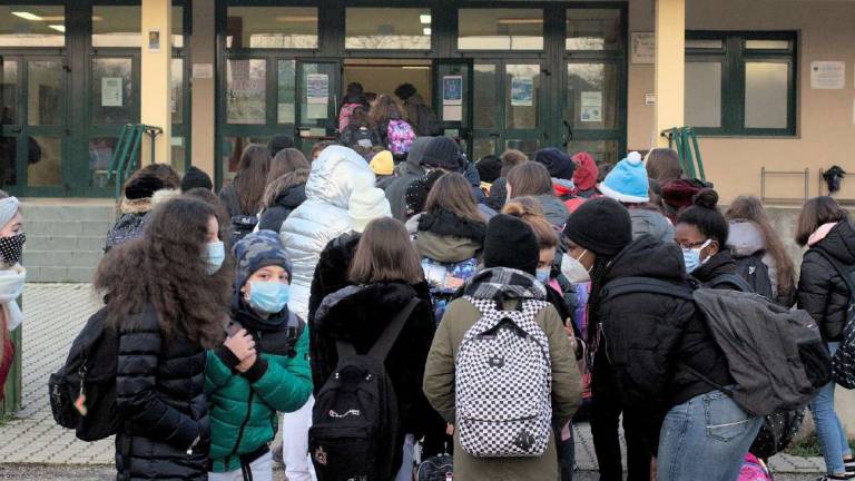 Appello dei genitori di Cesena per la Dad alle elementari Appello dei genitori di Cesena per la Dad alle elementari