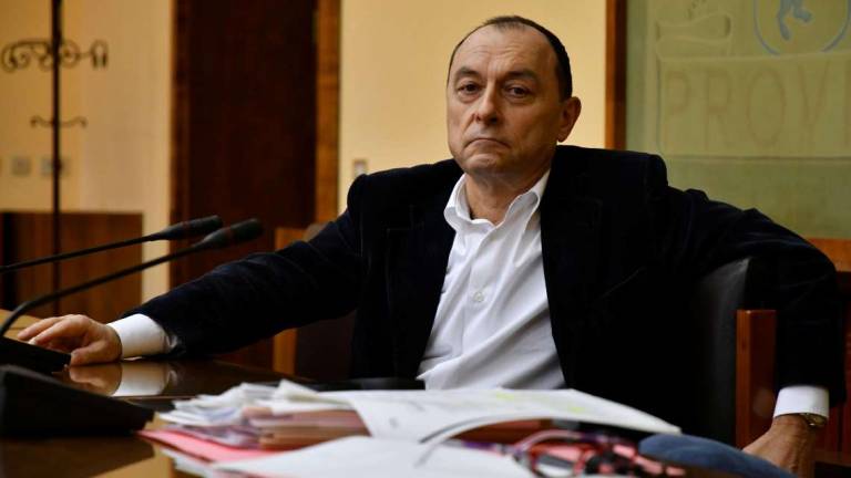 Forlì, il direttore dell'ospedale: I contagi preccupano: terza dose fondamentale Forlì, il direttore dell'ospedale: I contagi preccupano: terza dose fondamentale